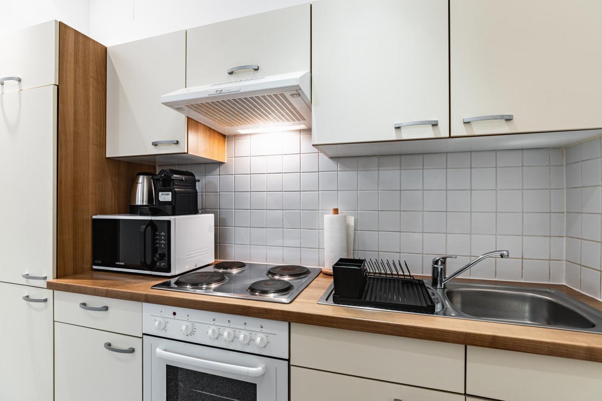 Spacious 3-Room Apt. 15 Min To The City Center Wien Eksteriør billede